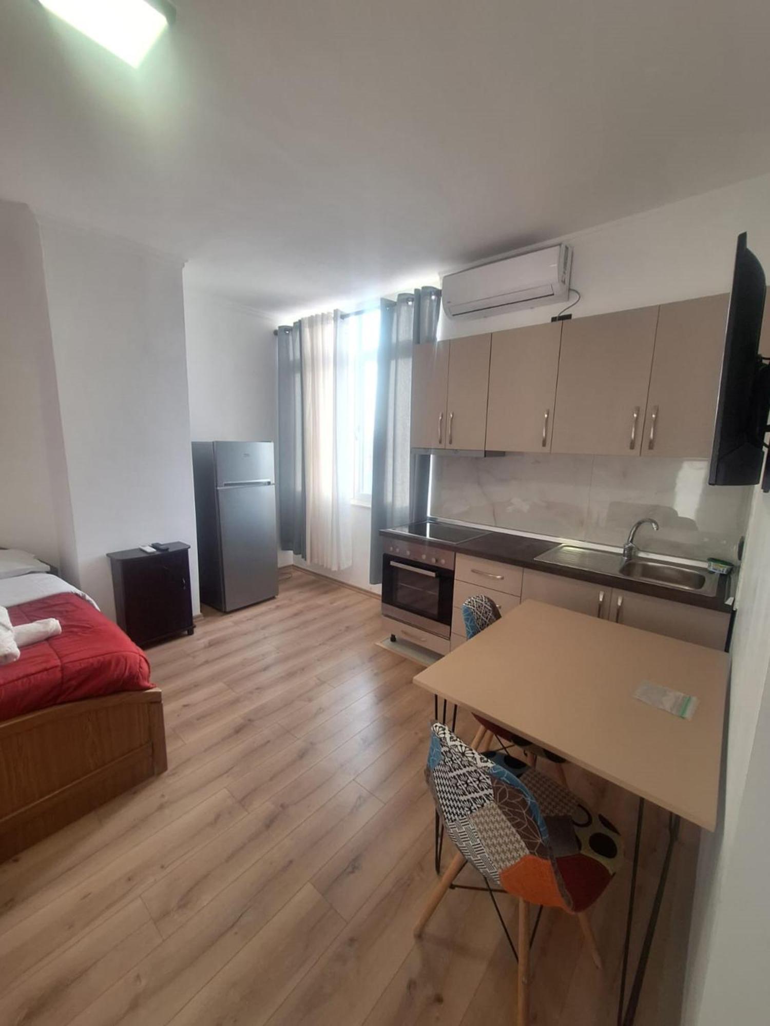Albania Apartment Comfort Near Tirana City Center Eksteriør billede