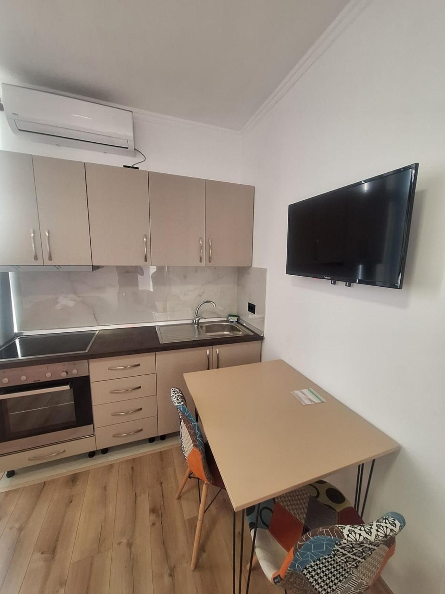 Albania Apartment Comfort Near Tirana City Center Eksteriør billede