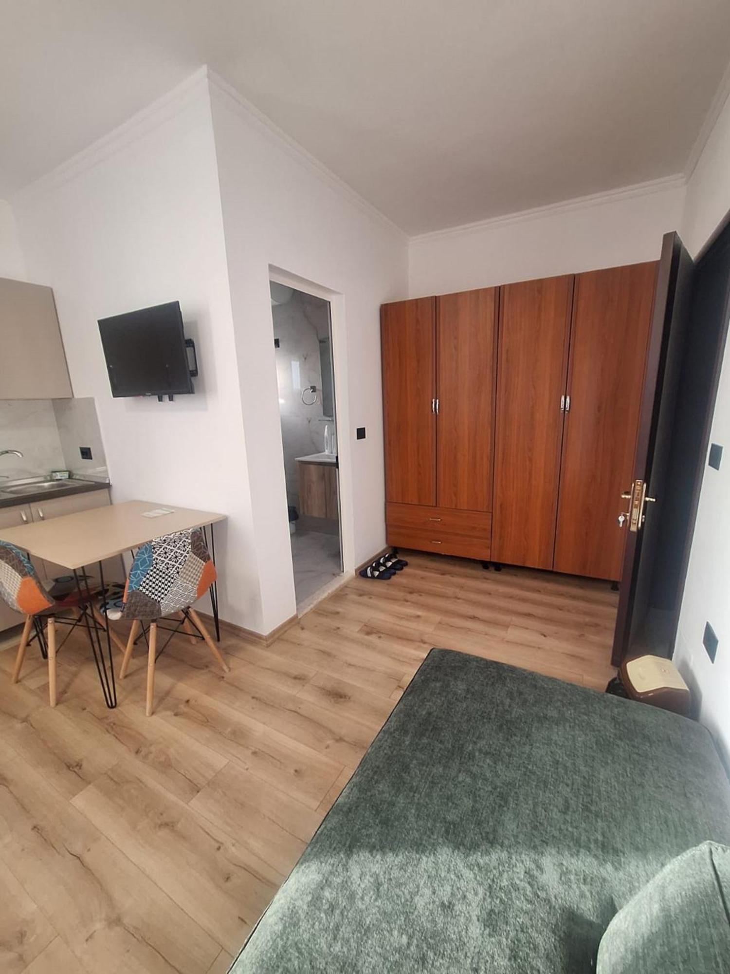 Albania Apartment Comfort Near Tirana City Center Eksteriør billede